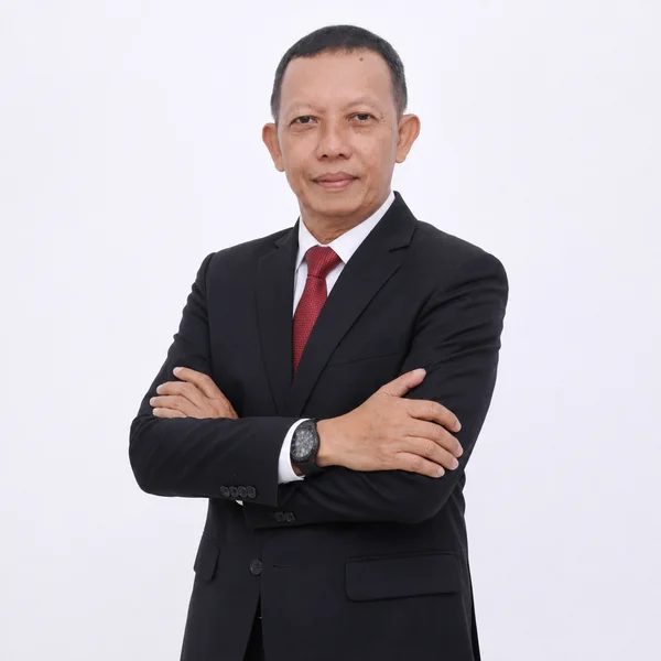 Adi Wicaksana, Sales Consultant dengan pengalaman 5 tahun